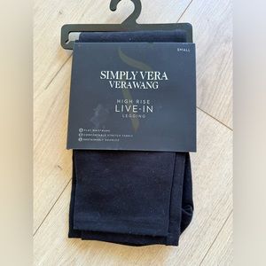 Vera Wang • high rise live-in leggings